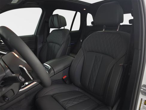 New 2026 BMW X5 xDrive50e w/ M Sport Package image 15