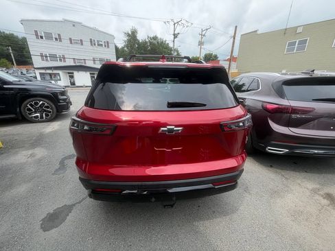 Used 2025 Chevrolet Equinox RS w/ Convenience Package III AWD/4WD image 4