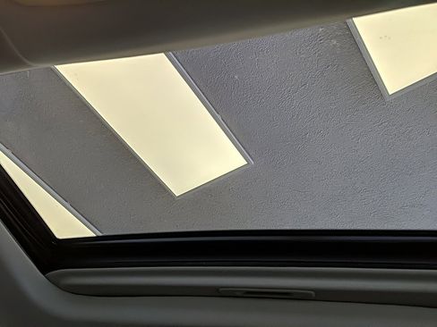 Used 2014 INFINITI QX70 AWD w/ Premium Package image 28