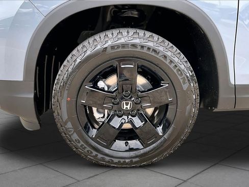 New 2026 Honda Ridgeline Black Edition image 11