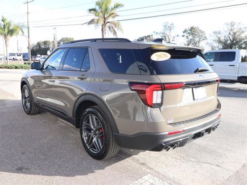 New 2026 Ford Explorer ST w/ Sun And Sound Package image 9