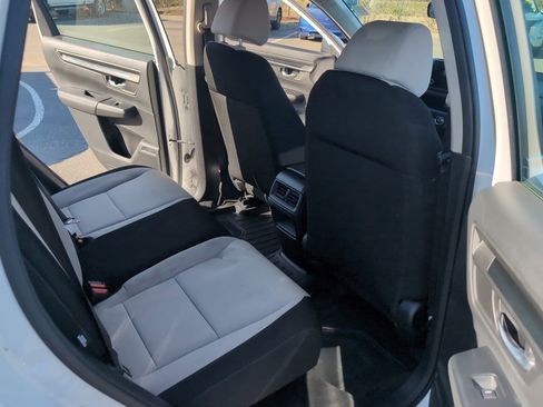 Used 2023 Honda CR-V LX image 13