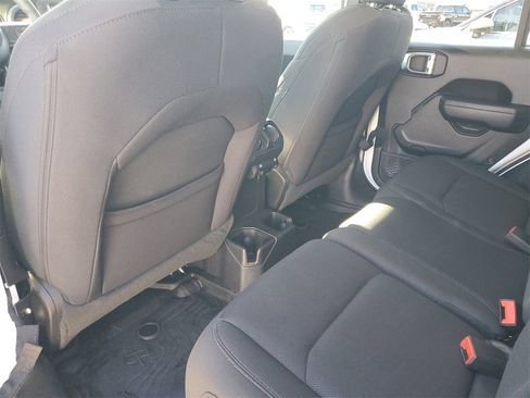 Used 2023 Jeep Wrangler Willys image 24