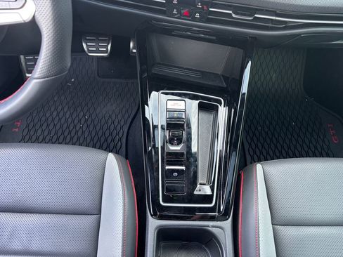 Used 2025 Volkswagen GTI SE image 7