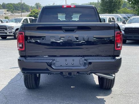 New 2026 RAM 2500 Big Horn AWD/4WD image 8