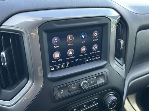Used 2020 Chevrolet Silverado 1500 Custom w/ Custom Value Package AWD/4WD image 24
