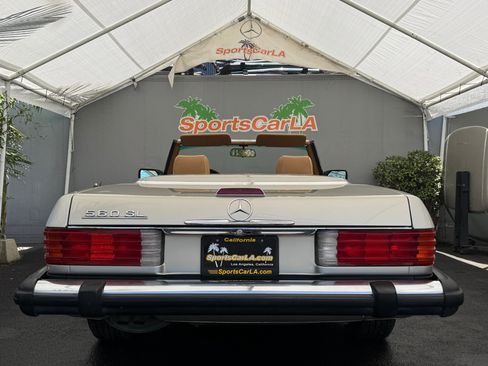 Used 1988 Mercedes-Benz 560 SL image 8