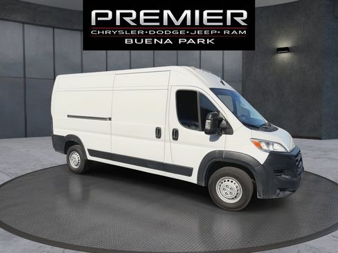 Used 2025 RAM ProMaster 3500 w/ Convenience Group FWD image 4