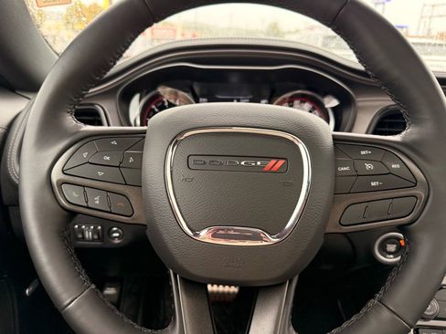 Used 2023 Dodge Challenger SXT w/ Plus Package image 16