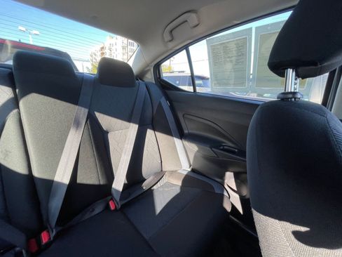 Used 2025 Nissan Versa SV image 37