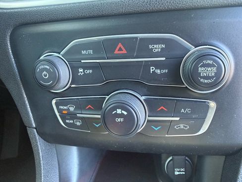 Used 2022 Dodge Charger SXT w/ Blacktop Package image 23