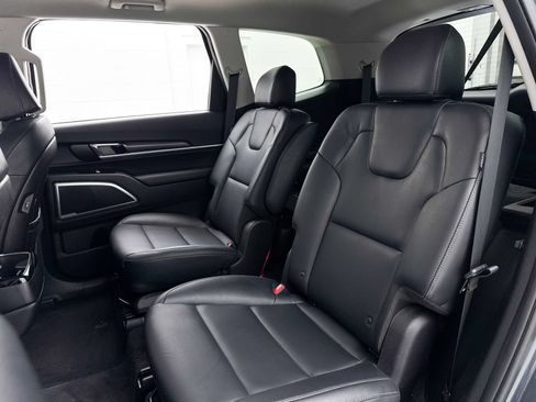 Used 2023 Kia Telluride S AWD/4WD image 33