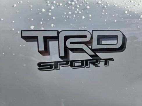 Used 2024 Toyota Tacoma TRD Sport AWD/4WD image 15