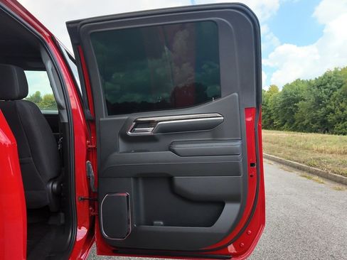 Used 2024 GMC Sierra 1500 Elevation image 32