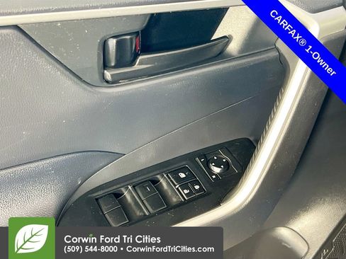 Used 2019 Toyota RAV4 LE w/ All Weather Liner Package AWD/4WD image 12