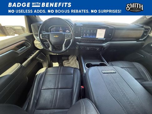 Used 2024 Chevrolet Silverado 2500 High Country w/ Technology Package AWD/4WD image 9