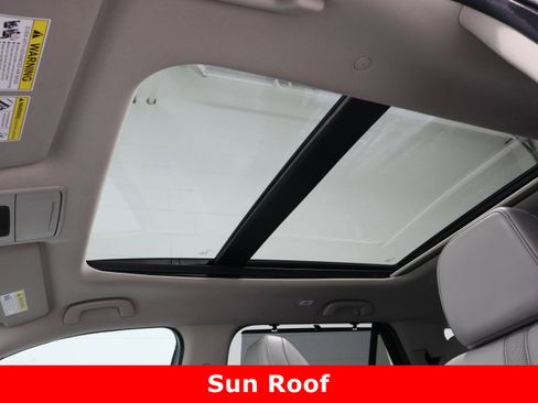 Used 2025 Honda Pilot Touring image 27