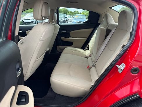 Used 2011 Dodge Avenger Mainstreet FWD image 10