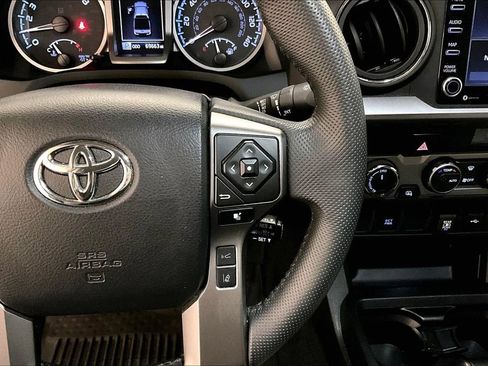 Used 2023 Toyota Tacoma SR5 AWD/4WD image 13
