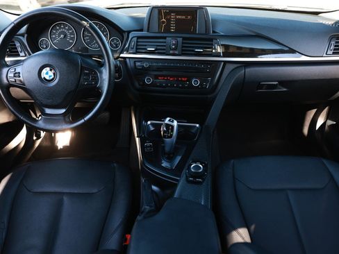 Used 2014 BMW 320i Sedan image 2