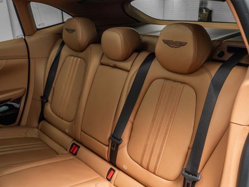 Used 2025 Aston Martin DBX 707 AWD/4WD image 16