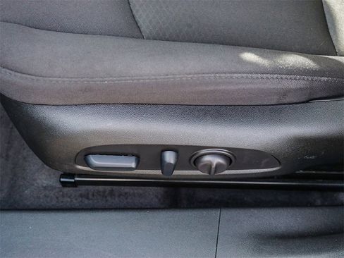 Used 2024 Chevrolet Malibu LT image 19