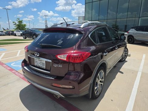 Used 2017 INFINITI QX50 2WD w/ Technology Package image 17