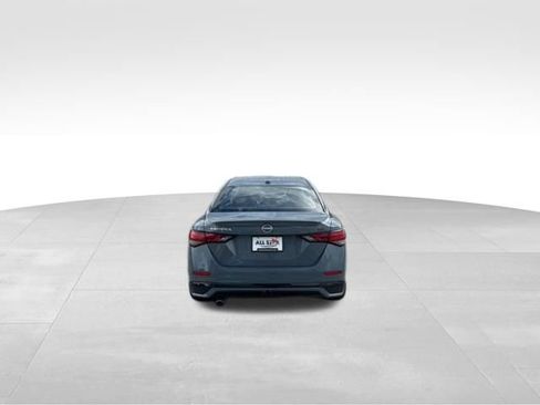 New 2025 Nissan Sentra SR image 7