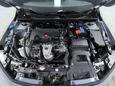 Used 2023 Honda Civic Sport image 18