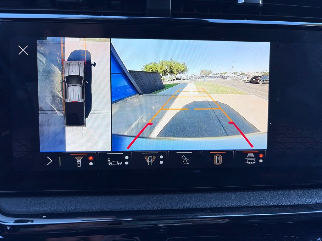 Used 2025 GMC Sierra 3500 AT4 w/ AT4 Premium Plus Package AWD/4WD image 34