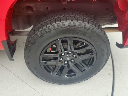 Certified 2023 Chevrolet Silverado 1500 Custom Trail Boss w/ LPO, Dark Essentials Package AWD/4WD image 28