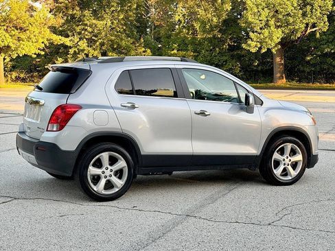 Used 2016 Chevrolet Trax LTZ AWD/4WD image 11