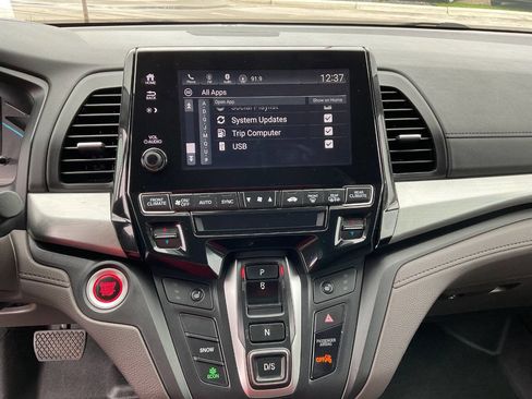 Used 2018 Honda Odyssey EX image 27