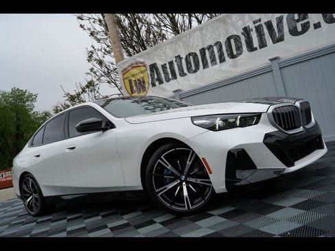 Used 2024 BMW 540i xDrive w/ Executive Package AWD/4WD image 1