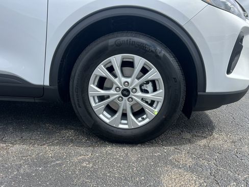 New 2025 Ford Escape Active image 10