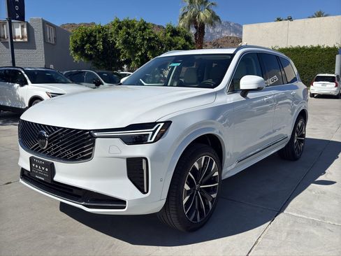 New 2026 Volvo XC90 B6 Ultra w/ Protection Package image 3