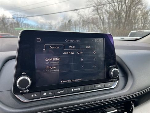 Used 2021 Nissan Rogue SV image 25