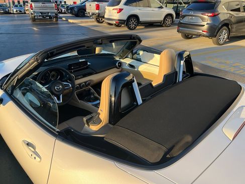 New 2025 MAZDA MX-5 Miata Grand Touring w/ Weather Package image 24