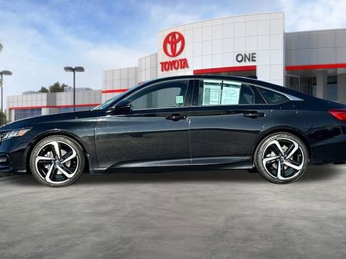 Used 2019 Honda Accord Sport image 9