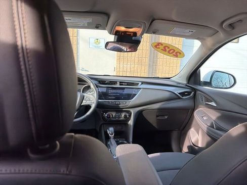 Used 2023 Buick Encore GX Preferred image 17