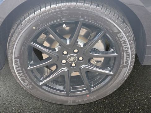 New 2026 Land Rover Range Rover Velar Dynamic SE AWD/4WD image 19