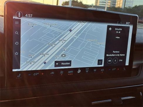 Certified 2023 Lincoln Corsair FWD image 17