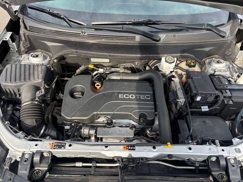 Used 2020 Chevrolet Equinox LS w/ LS Convenience Package image 22