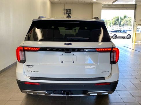 New 2025 Ford Explorer Active w/ Active Comfort Package image 29