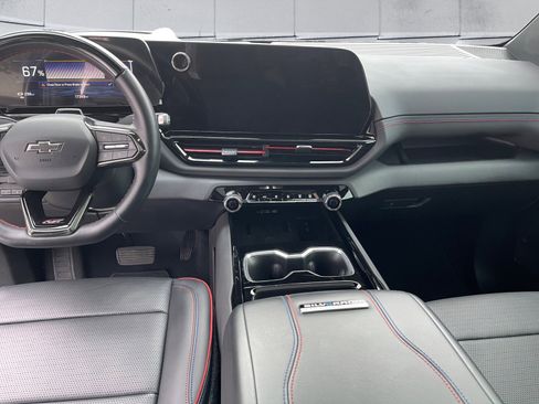 Used 2024 Chevrolet Silverado EV RST image 11