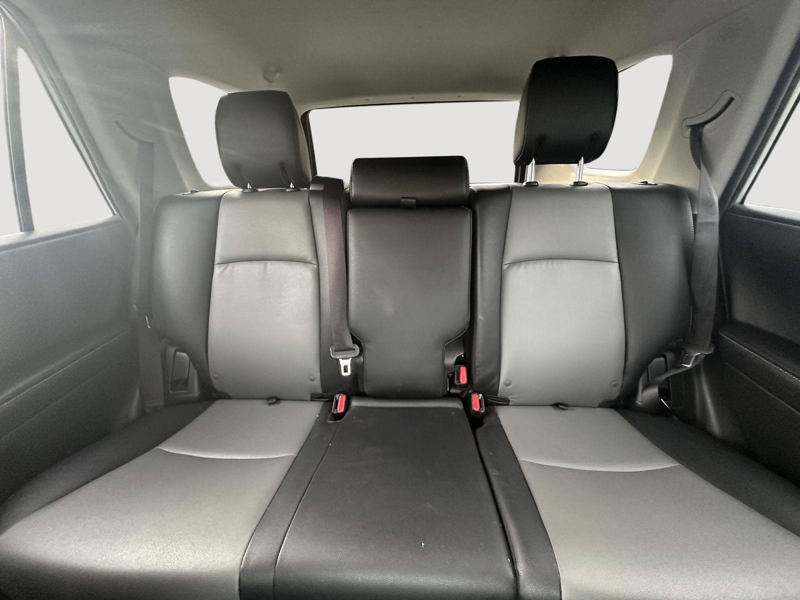 Used 2016 Toyota 4Runner SR5 Premium RWD image 28