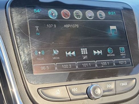 Used 2018 Chevrolet Equinox Premier AWD/4WD image 19