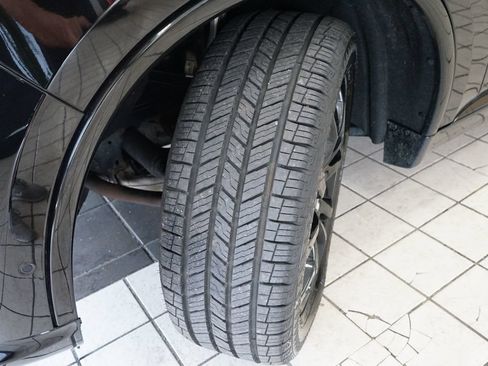 Used 2019 Dodge Durango R/T w/ Blacktop Package AWD/4WD image 59