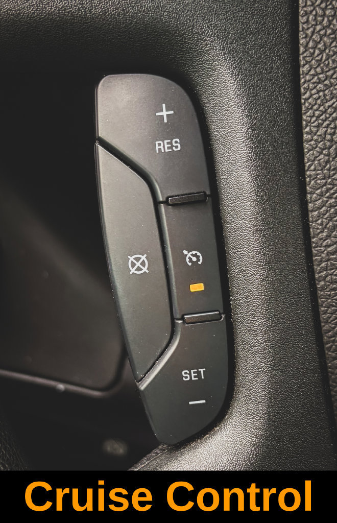 Used 2019 Chevrolet Express 2500 w/ Driver Convenience Package RWD image 7