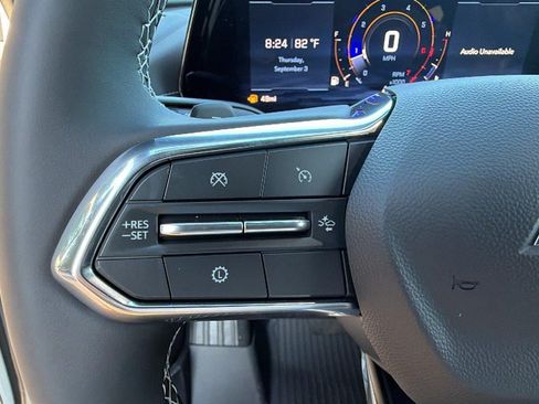 New 2027 Chevrolet Traverse LT w/ Midnight/Sport Edition FWD image 23